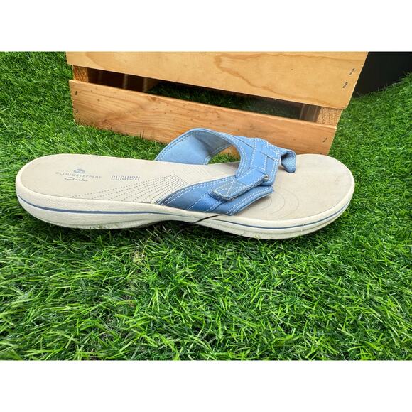 Cloudsteppers by Clarks- Blue/Grey Sandals- Size 9W - Picture 2 of 10